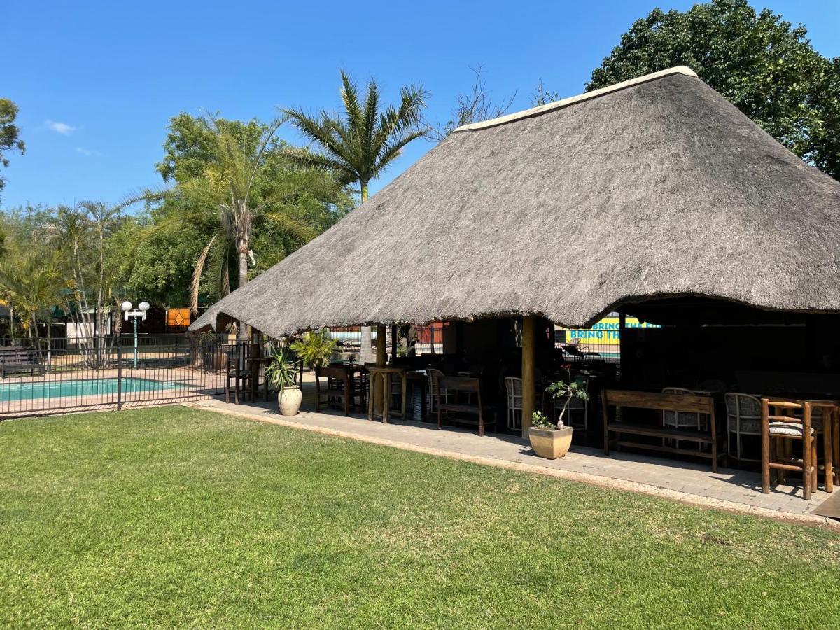 Buffalo Hotel Hectorspruit Экстерьер фото